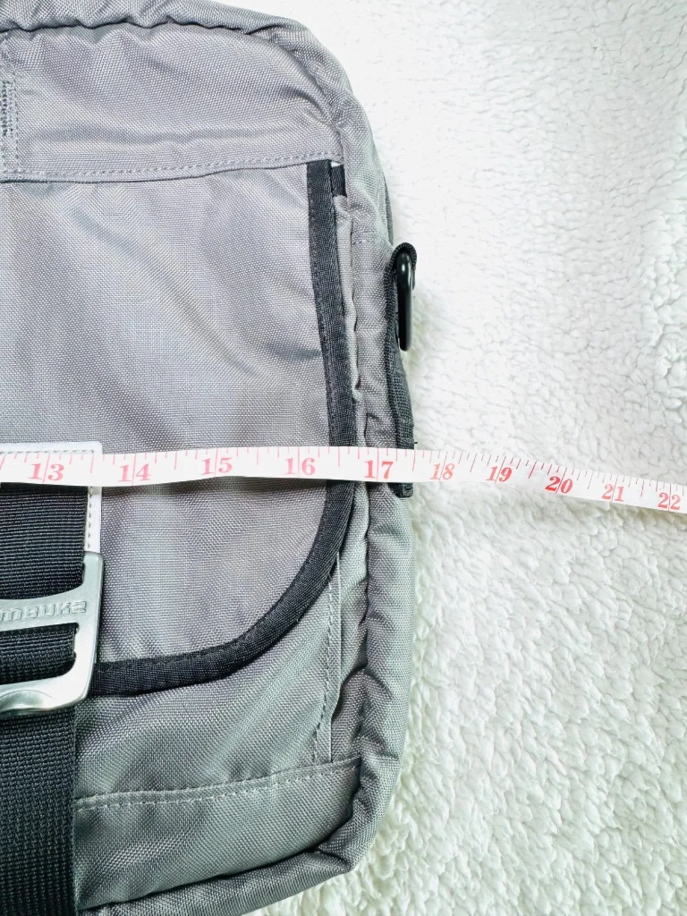 Timbuk2 Command Messenger Laptop Bag Size Medium Gray Crossbody Strap Travel New